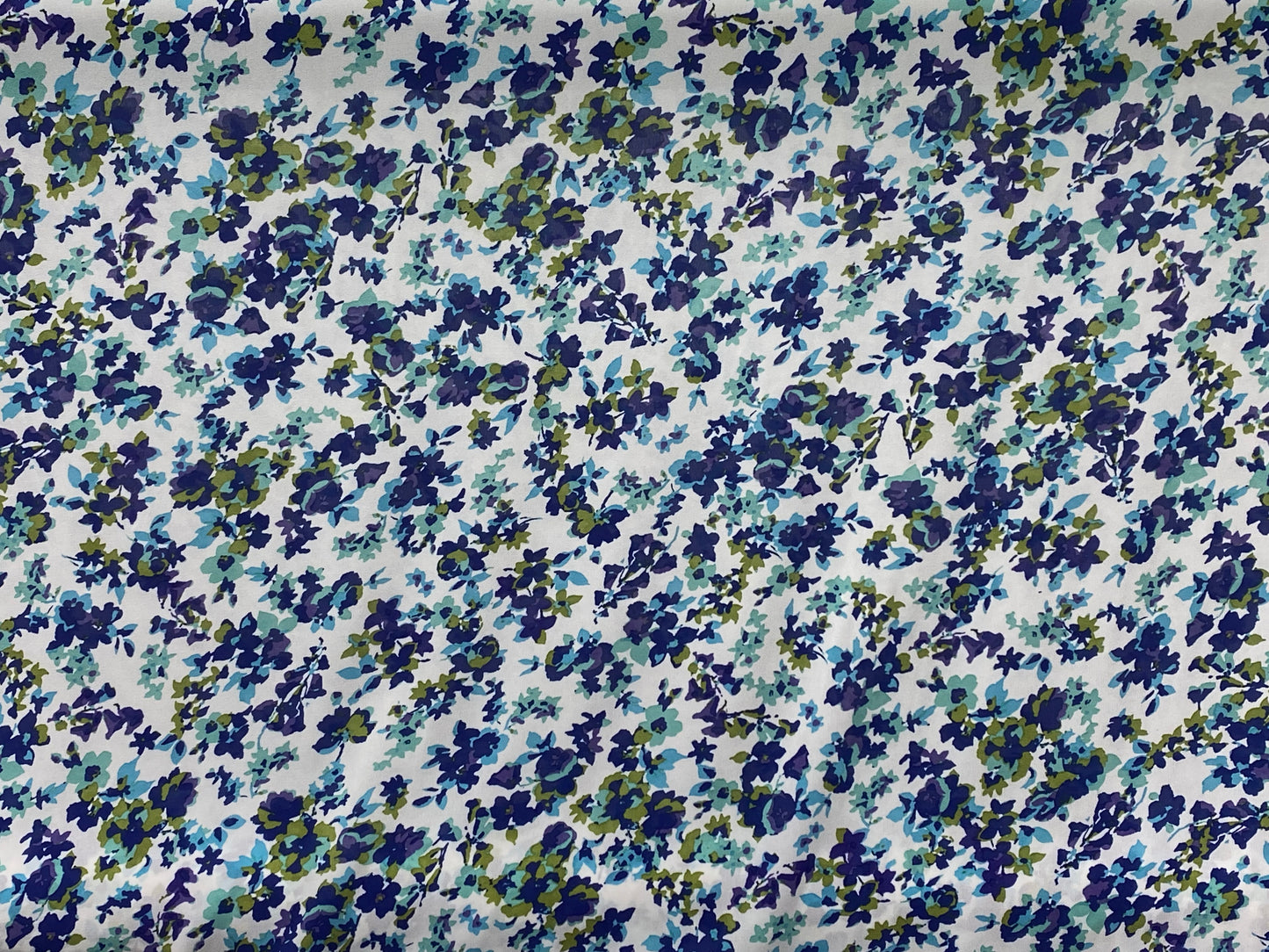 Polyester imprimé fleurs blanc bleu vert