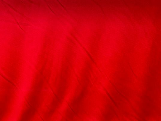 Polyester rouge