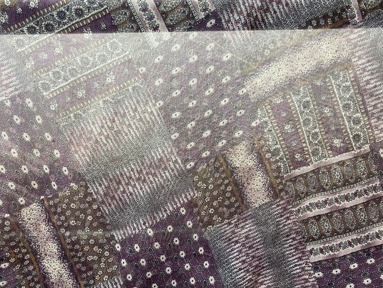 Soie voilage imprimé patchwork violet  brun