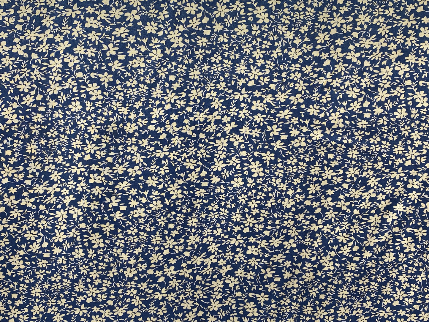 Viscose imprimé fleurs bleu blanc