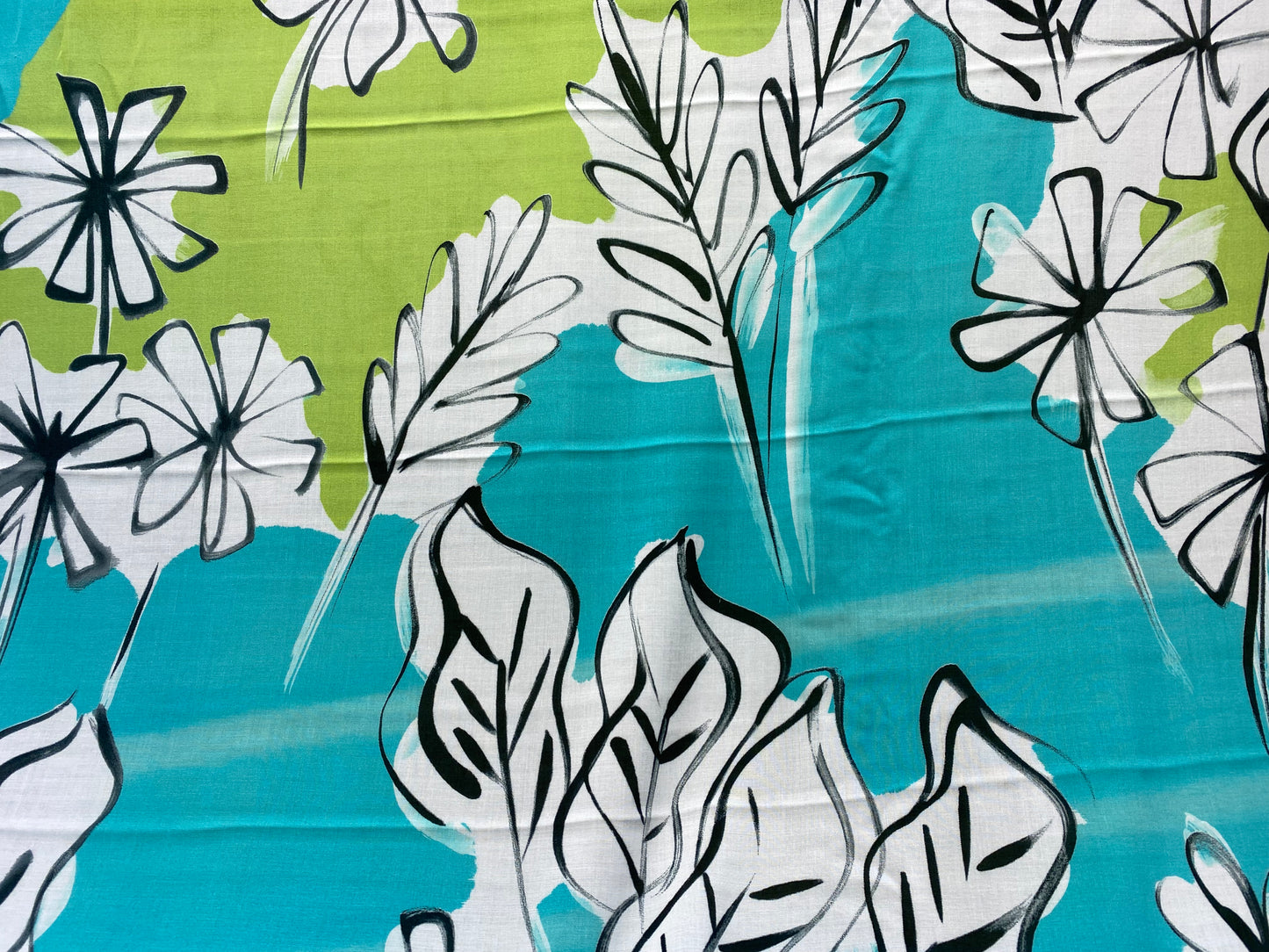 Viscose imprimé fleurs bleu vert blanc