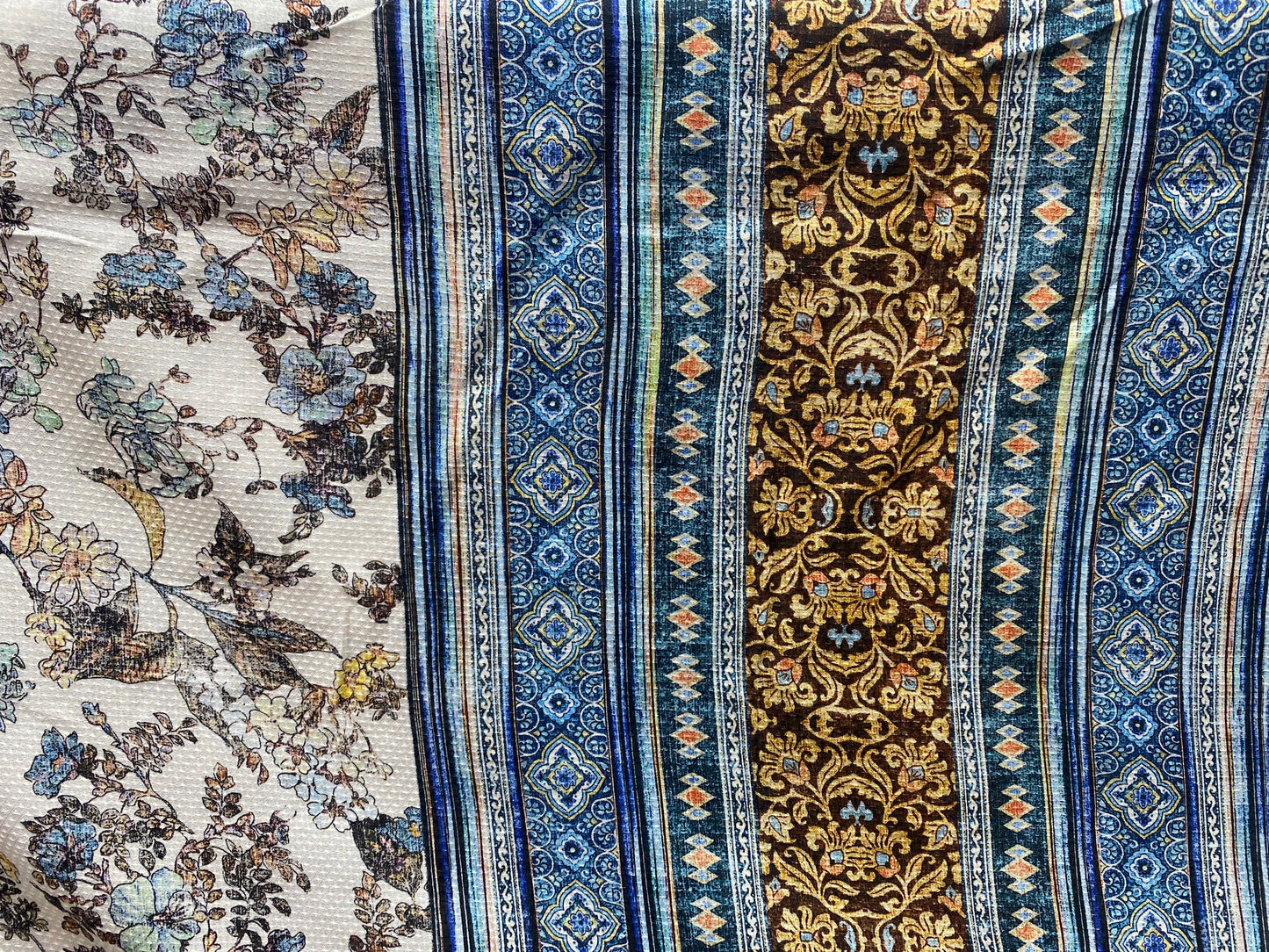 Viscose imprimé fleurs brun jaune blanc bleu