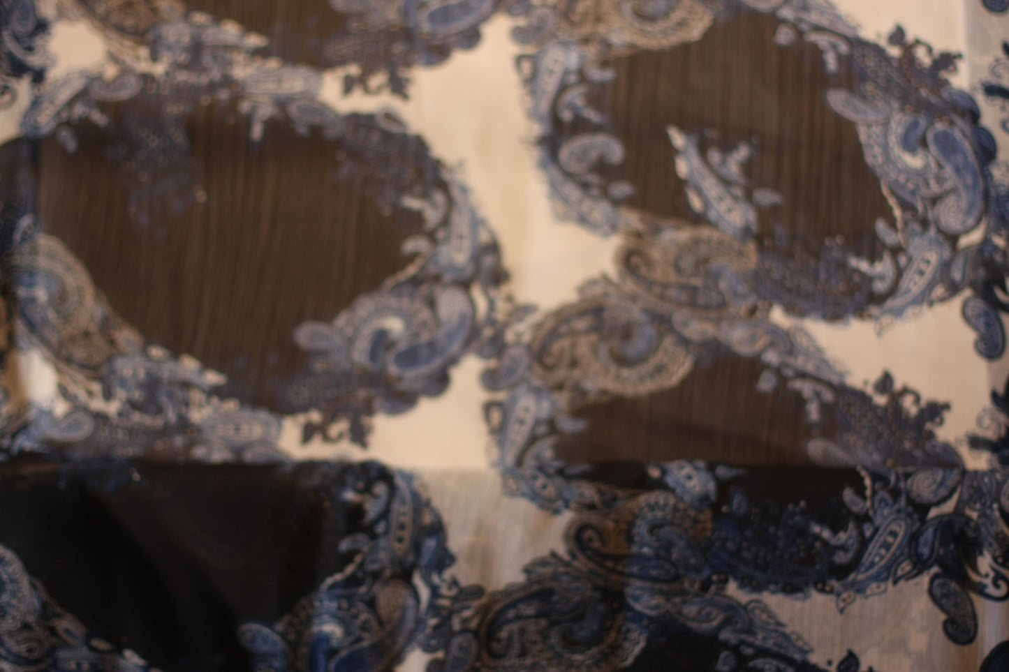 Polyester voilage crêpe imprimé cachemire blanc bleu noir