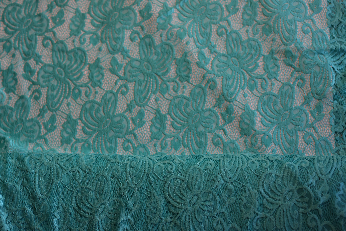 Polyester dentelle chantilly vert