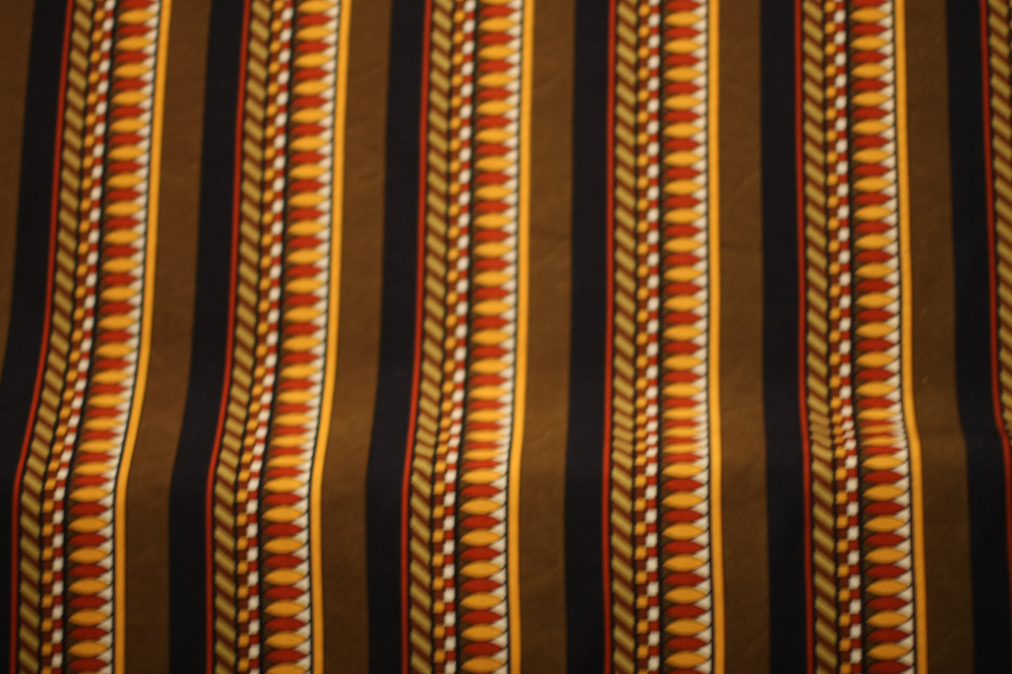 Viscose imprimé Afrique rayures brun vert jaune