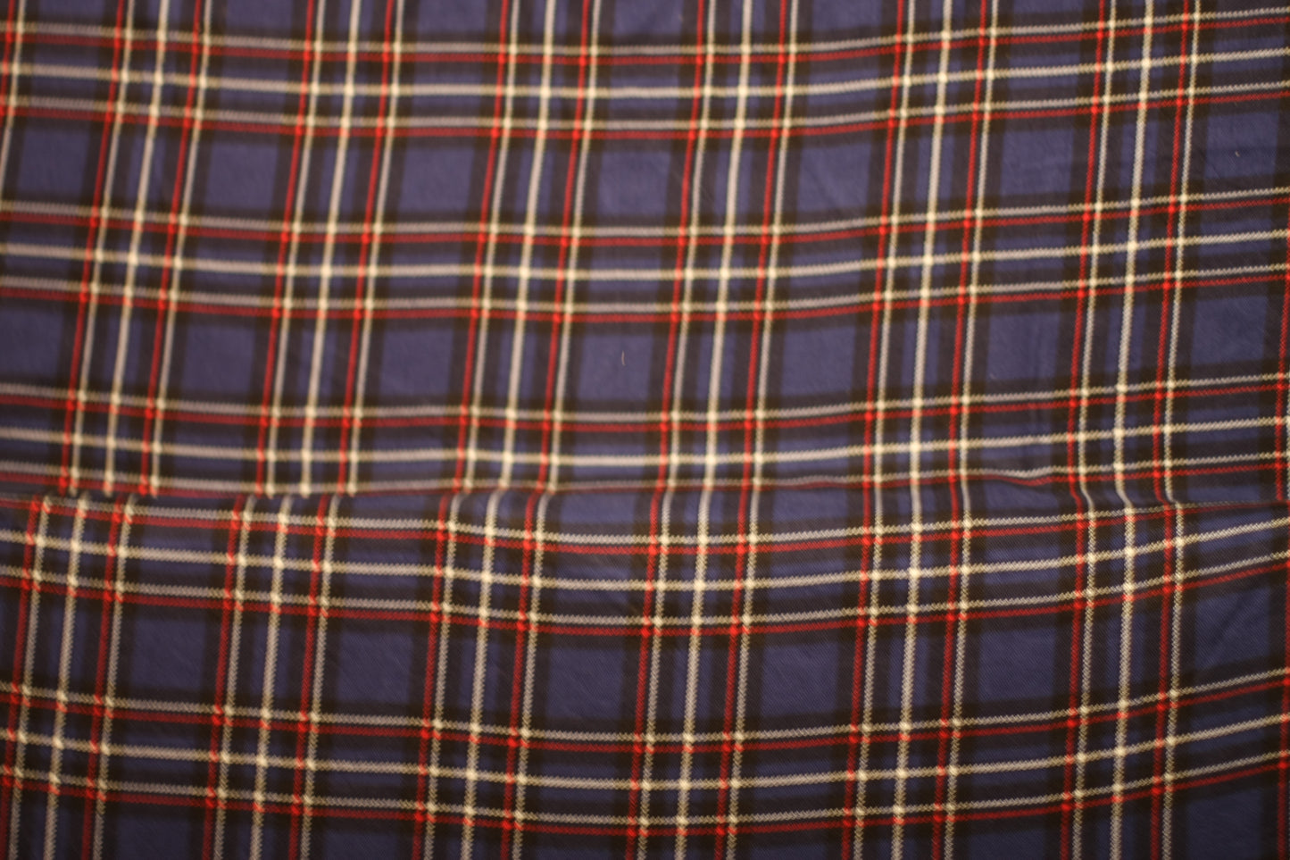 Viscose imprimé carreaux Ecossais  bleu rouge noir