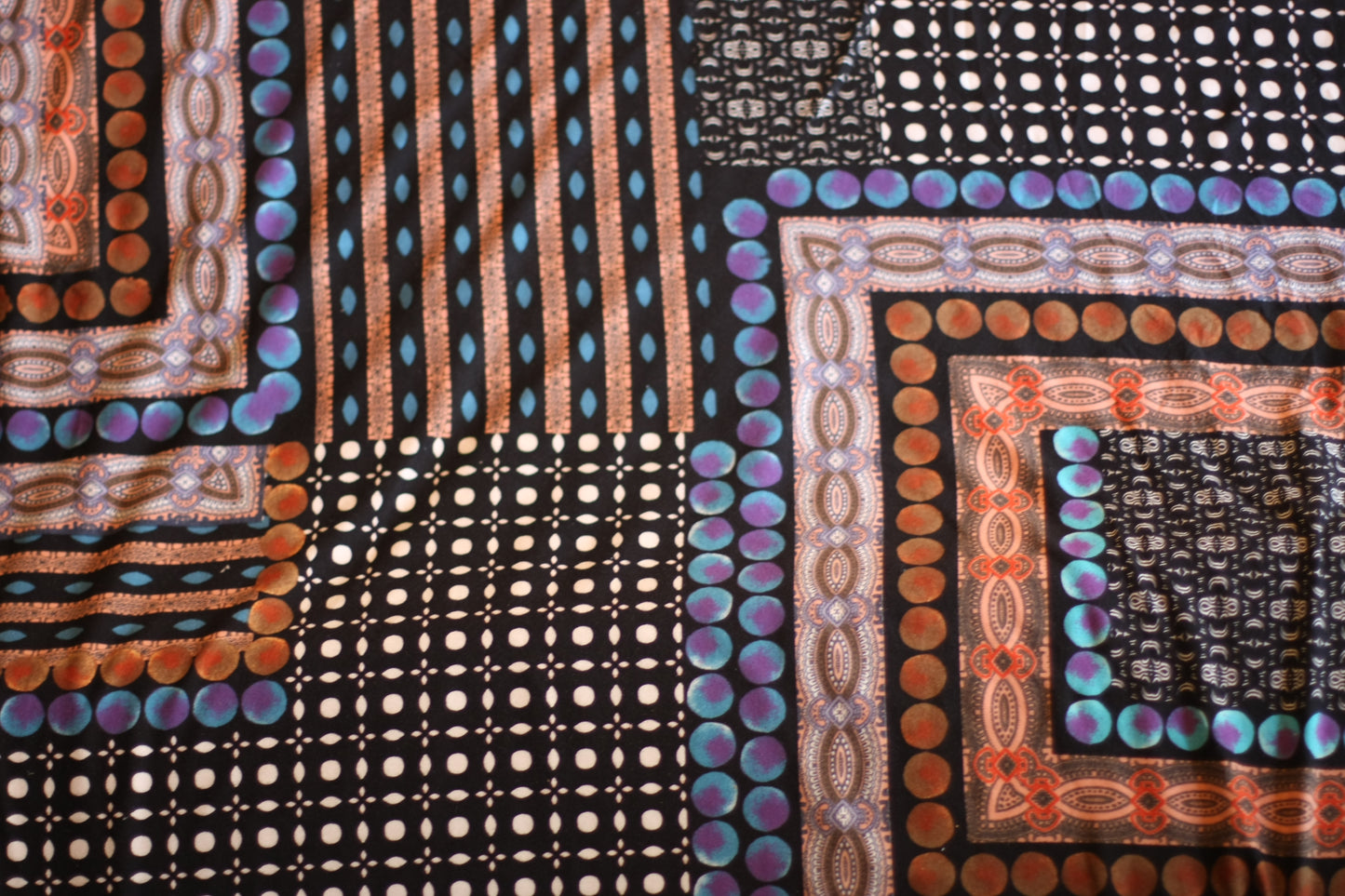 Polyester élasthanne imprimé Afrique carreaux orange noir blanc bleu