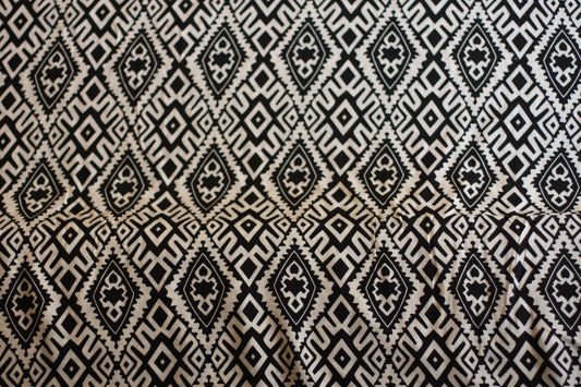 Viscose imprimé Afrique carreaux noir blanc